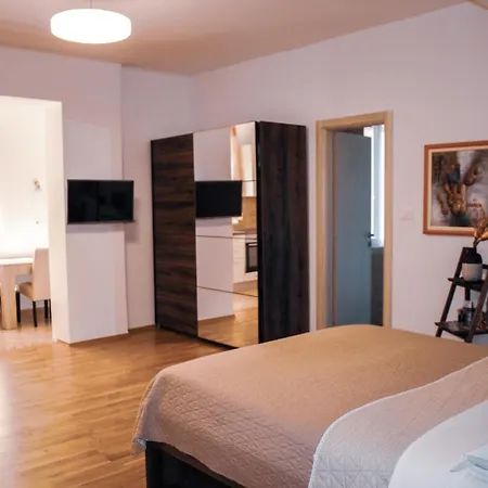 Apartment Royal Deluxe *